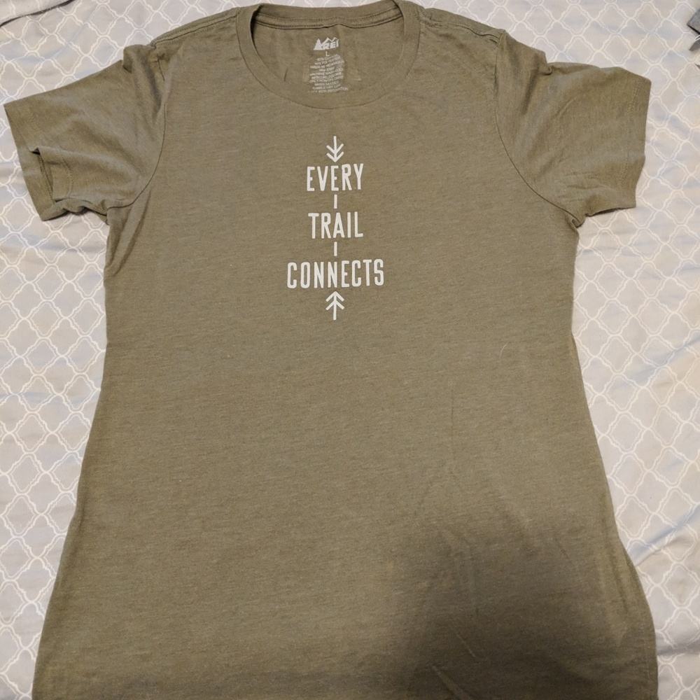 COPY - REI T-Shirt Every Trail Connects